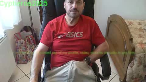 Chris online show from October 9, 4:49 pm