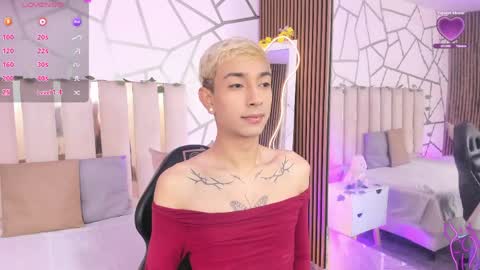 cyrus_tay online show from May 11, 12:55 pm