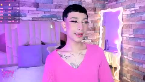 cyrus_tay online show from June 16, 12:08 pm
