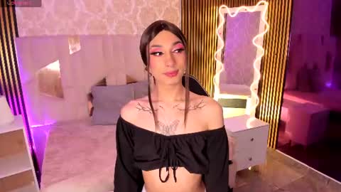 cyrus_tay online show from July 19, 4:27 am
