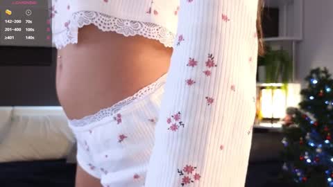 Isabella online show from December 28, 1:08 am