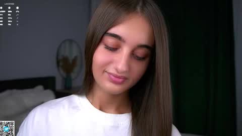 Snapshot of czamabech chatting on November 8, 1:06 am Isabella online show from November 8, 1:06 am