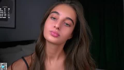 Snapshot of czamabech chatting on November 22, 1:04 am Isabella online show from November 22, 1:04 am