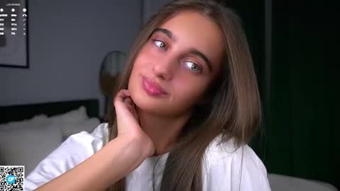 Snapshot of czamabech chatting on November 30, 1:09 am Isabella online show from November 30, 1:09 am