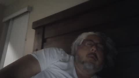 Snapshot of czar1974 chatting on February 21, 7:01 am czar1974 online show from February 21, 7:01 am