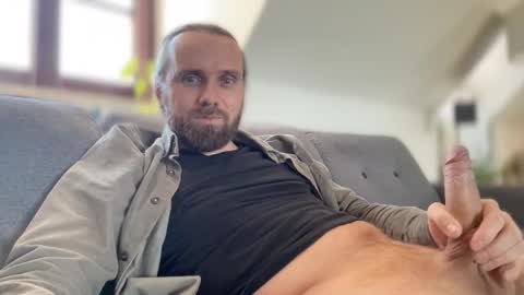 Snapshot of d0n_gi0vanni chatting on March 5, 11:28 am d0n_gi0vanni online show from March 5, 11:28 am