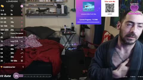 Snapshot of d0pey42o chatting on April 3, 10:24 am D0pey42O online show from April 3, 10:24 am