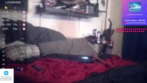 Snapshot of d0pey42o chatting on April 6, 1:47 am D0pey42O online show from April 6, 1:47 am