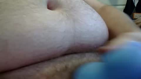 Snapshot of d3725813398 chatting on April 9, 10:04 pm d3725813398 online show from April 9, 10:04 pm