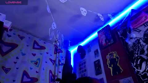 d3m0ny0_0 online show from October 15, 6:02 am