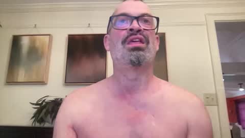 d4ddy858 online show from March 31, 9:59 pm