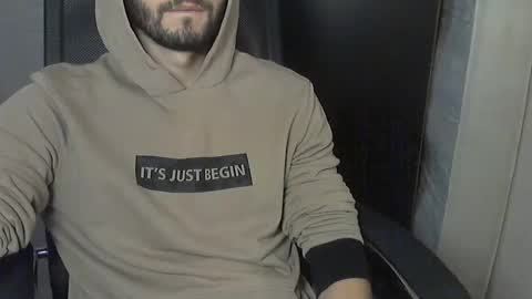 Dolce online show from November 2, 9:44 am