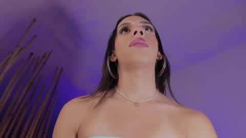 Snapshot of d_varisheli chatting on December 29, 1:28 pm Dan online show from December 29, 1:28 pm