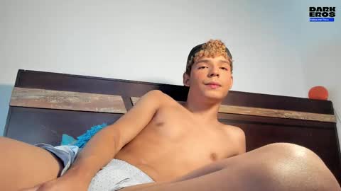 Snapshot of daark_eros chatting on November 25, 10:32 pm Dark Eros online show from November 25, 10:32 pm