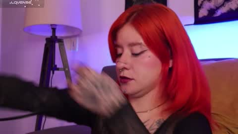 Snapshot of daarlene chatting on October 1, 11:16 am Darlene online show from October 1, 11:16 am