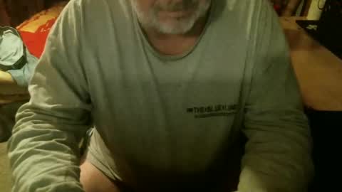 dabaatendae online show from December 9, 11:24 pm