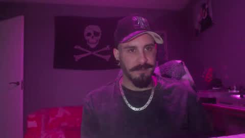 Snapshot of dabirdfree chatting on March 7, 6:27 pm Destroyer online show from March 7, 6:27 pm