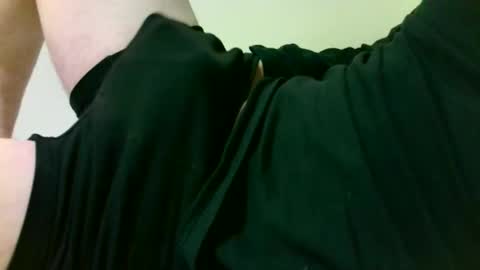 Snapshot of daboy_t chatting on February 23, 6:38 pm Daboy-t online show from February 23, 6:38 pm