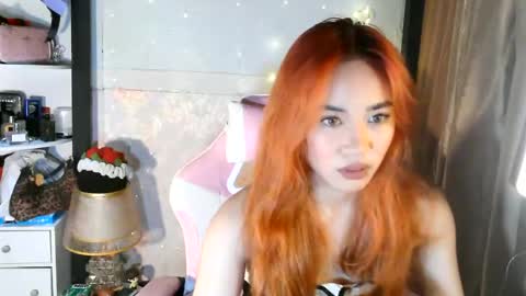 Lilith  online show from June 8, 5:46 pm