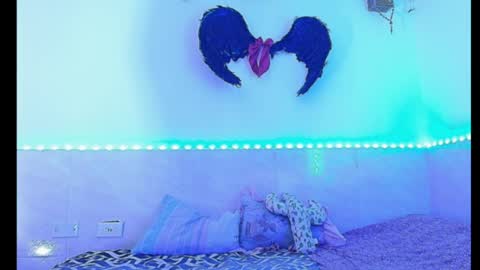 dabria_luxe online show from June 4, 5:13 am