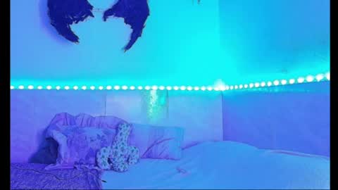 dabria_luxe online show from June 5, 11:05 am