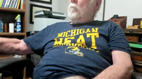 dack47 online show from June 12, 7:40 am