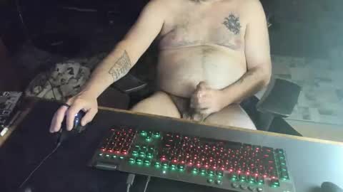 Snapshot of dadbodfatrod chatting on May 10, 9:20 pm Daddy online show from May 10, 9:20 pm