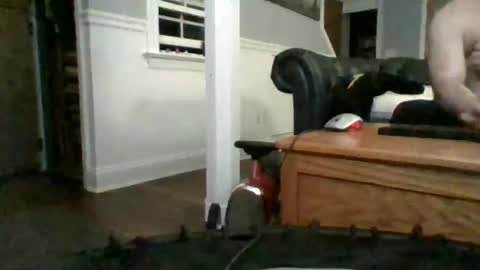 Snapshot of dadddyslilslxtxx chatting on November 15, 7:05 am cumslutangel online show from November 15, 7:05 am