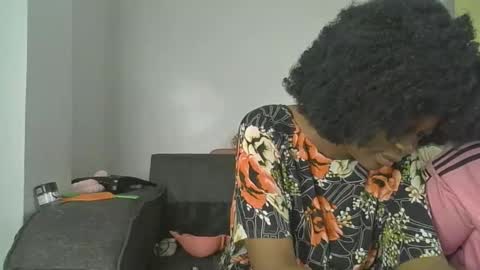 Snapshot of daddies_toy1 chatting on September 23, 7:22 am daddyiestoy online show from September 23, 7:22 am