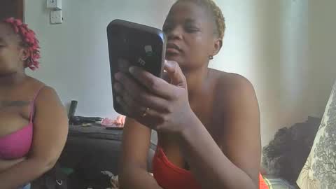 Snapshot of daddies_toy1 chatting on November 1, 12:29 pm daddyiestoy online show from November 1, 12:29 pm