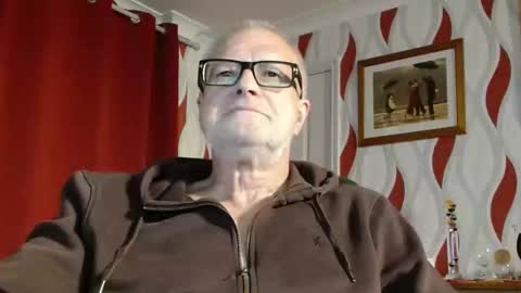 Brian ... online show from September 29, 8:02 pm