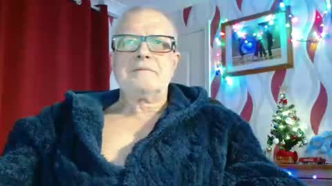 Brian ... online show from December 14, 8:57 pm