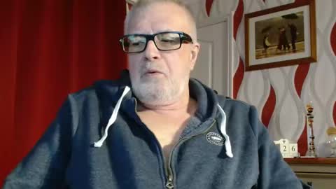 Brian ... online show from February 26, 9:03 pm