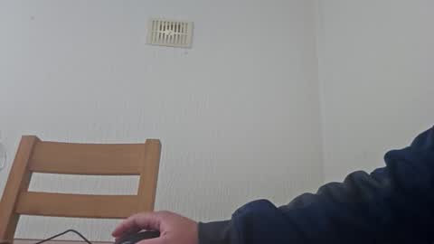 Snapshot of daddy20252025 chatting on November 20, 11:43 am daddy20252025 online show from November 20, 11:43 am