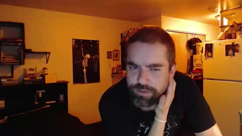 Snapshot of daddy_werewolf chatting on March 17, 7:55 am daddy_werewolf online show from March 17, 7:55 am