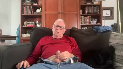Snapshot of daddycok4 chatting on April 8, 3:56 pm DaddyCok4 online show from April 8, 3:56 pm
