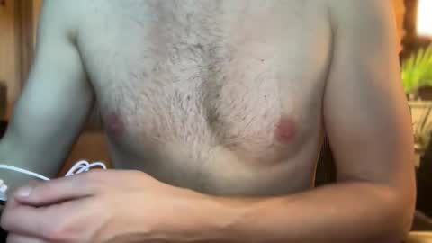 Leo online show from October 21, 8:42 pm