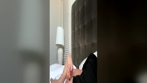 Daddy online show from July 3, 3:40 pm