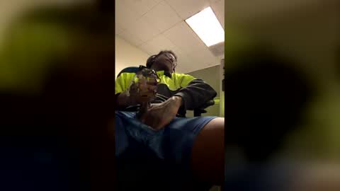 DaddyLeeBBC online show from February 12, 6:41 am