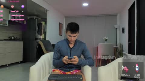 Snapshot of daddyrich4u chatting on November 24, 4:18 pm daddyrich4u online show from November 24, 4:18 pm