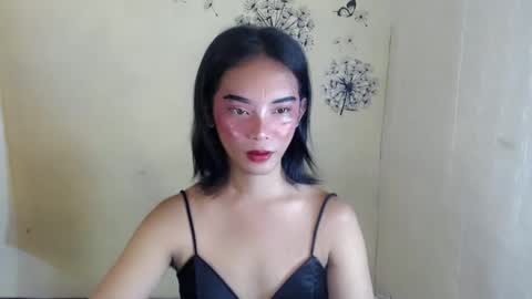 daddys_lil_monsterxxx online show from February 9, 9:24 am