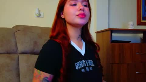 Valen online show from March 30, 1:28 am