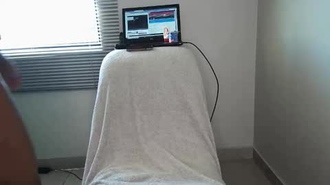 daddyslittleebony online show from February 16, 6:09 am