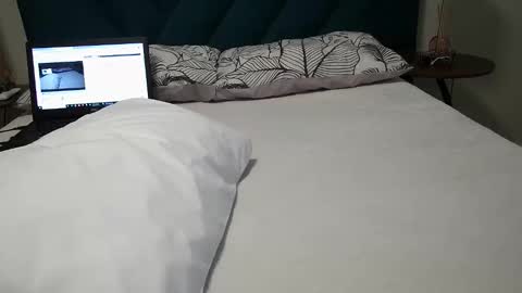 daddyslittleebony online show from June 8, 6:58 am