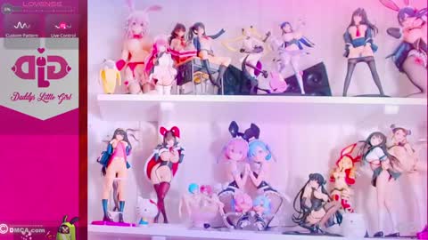 Im Andrea Nice to see you here  I love patterns soo much online show from December 1, 2:22 pm