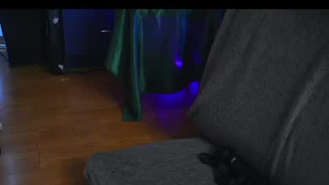 daddyslittleslutfox online show from May 27, 12:46 pm