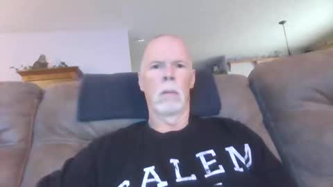 Snapshot of daddysmk chatting on January 4, 4:00 pm daddysmk online show from January 4, 4:00 pm