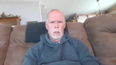 Snapshot of daddysmk chatting on October 17, 3:03 pm daddysmk online show from October 17, 3:03 pm