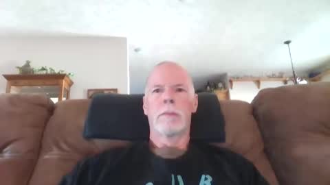 Snapshot of daddysmk chatting on November 1, 5:37 pm daddysmk online show from November 1, 5:37 pm