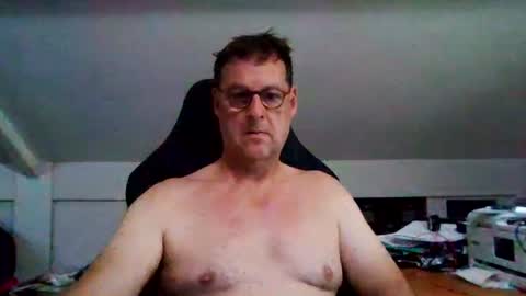 Dannyspoenk online show from August 3, 9:48 am